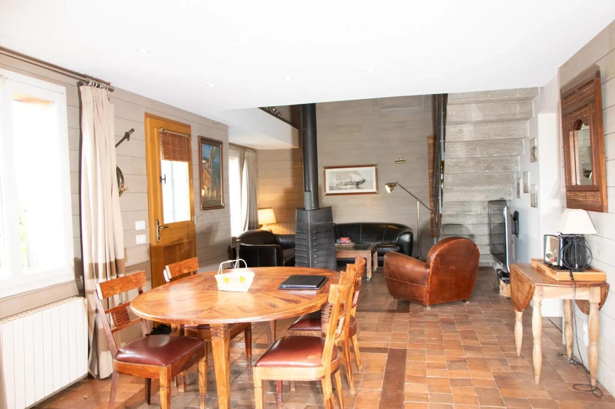 Chalet Chaleureux A Marigny-L'Eglise Avec Vue Sur Lac Et Montagne Exterior foto